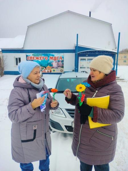 Поздравляем с Днем матери!