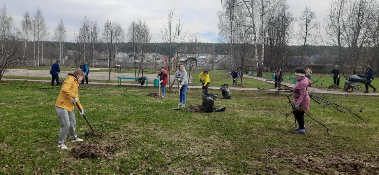 Всеобщий субботник прошел в р.п.Шатки